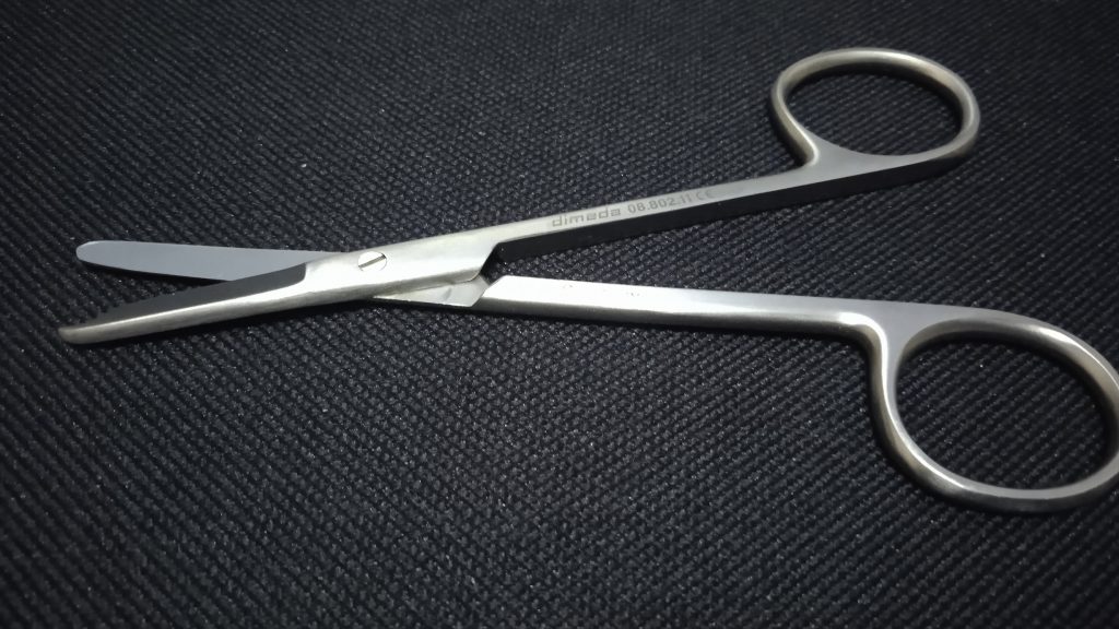 tijera spencer de 11 cm dimeda 01