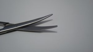 tijera stevens curva 11 cm 02